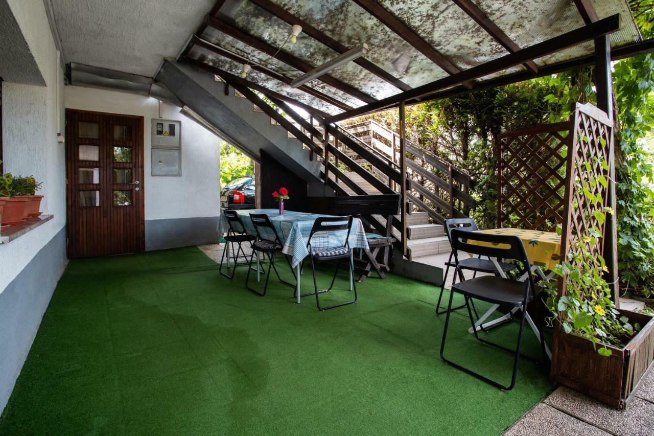 Guest House ANA.k Postojna Extérieur photo