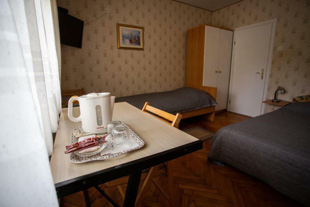 Guest House ANA.k Postojna Extérieur photo